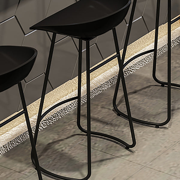 Contemporary Bar Stool Plastic Counter Bar Stool with Metal Legs
