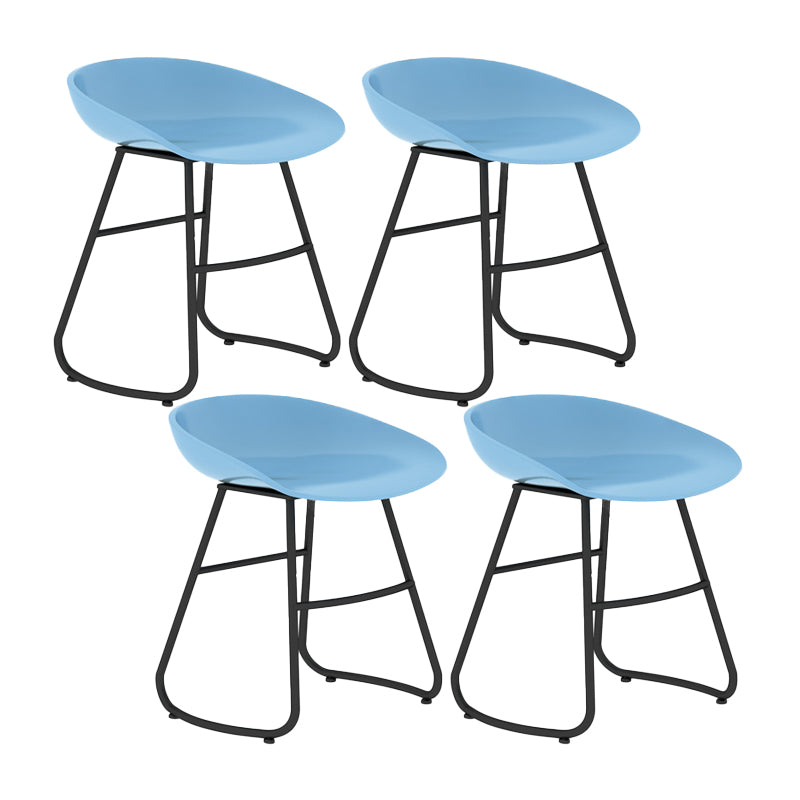Contemporary Bar Stool Plastic Counter Bar Stool with Metal Legs