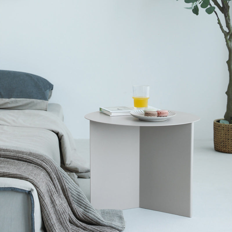 Contemporary Metallic Round Side Table Pedestal Living Room End Table