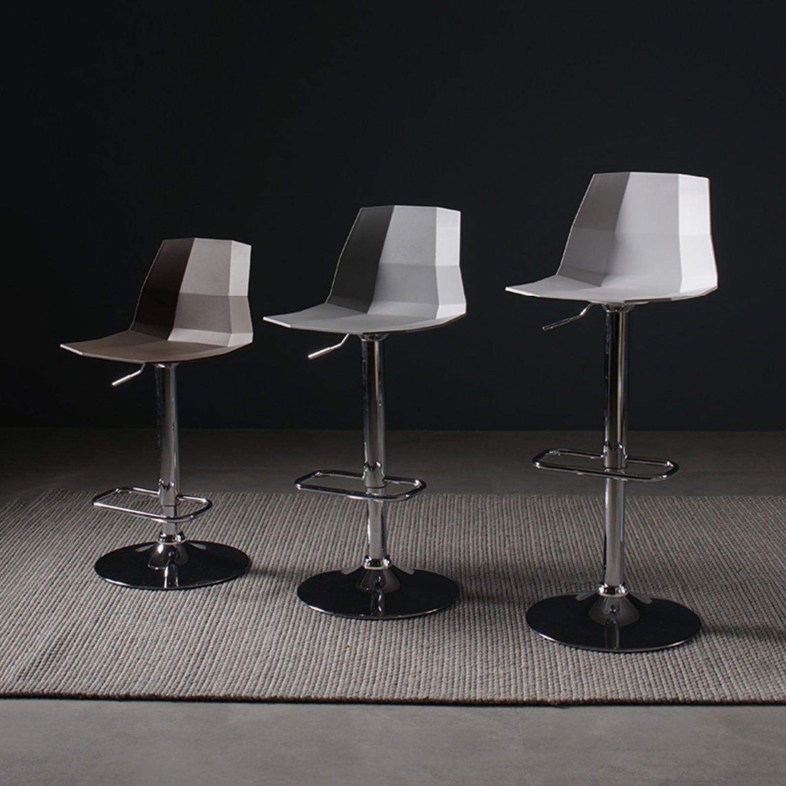 Living Room Nordic Adjustable Barstool PP Seat Bar Stool with Pedal