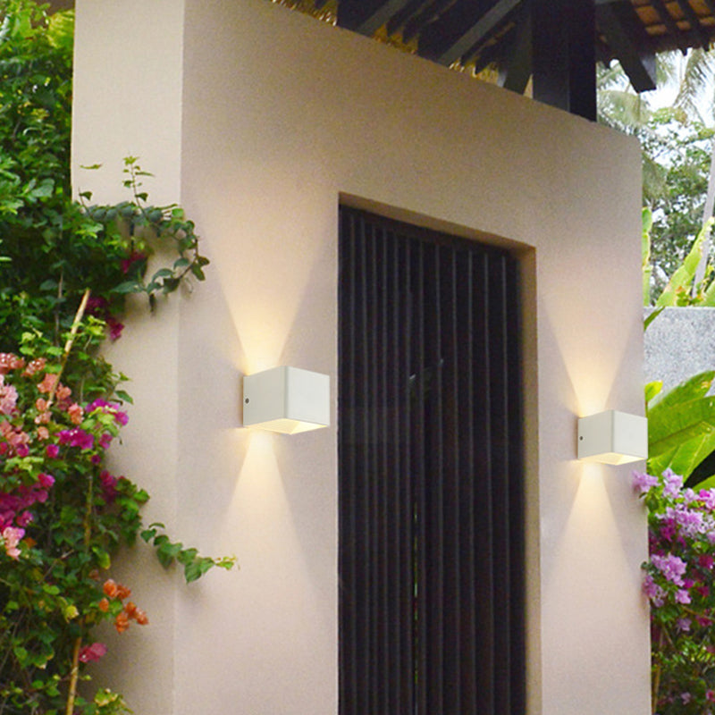 Contemporary Style Geometric Wall Lighting Metal 2 Lights Wall Light Fixture