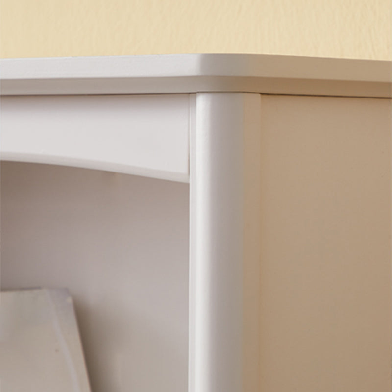 Modern Style Bookcase Wood Closed Back Standard Bookshelf for Home Office