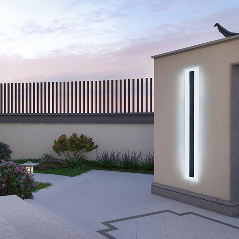 Linear Shape Metal Wall Light Modern Style 1 Light Wall Lighting Fixtures in Black