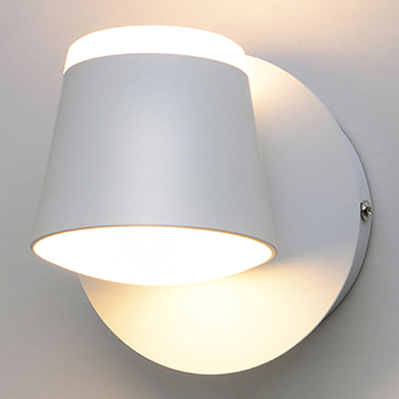 Modern Metal Wall Sconce LED Wall Light with Aluminum Shade in Black and White for Bedroom