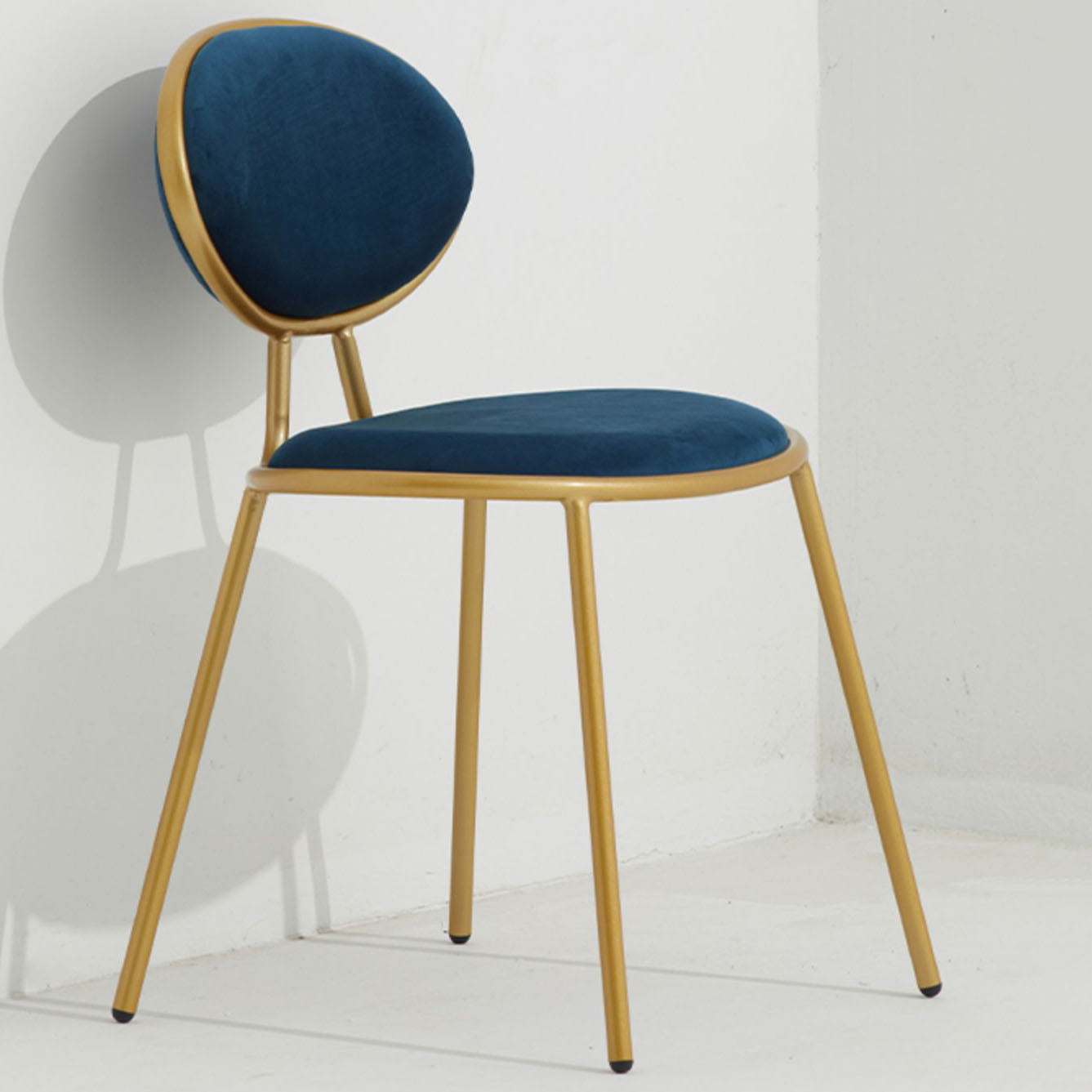 Glam Dining Side Chair Velvet Upholstered Side Chair for Home