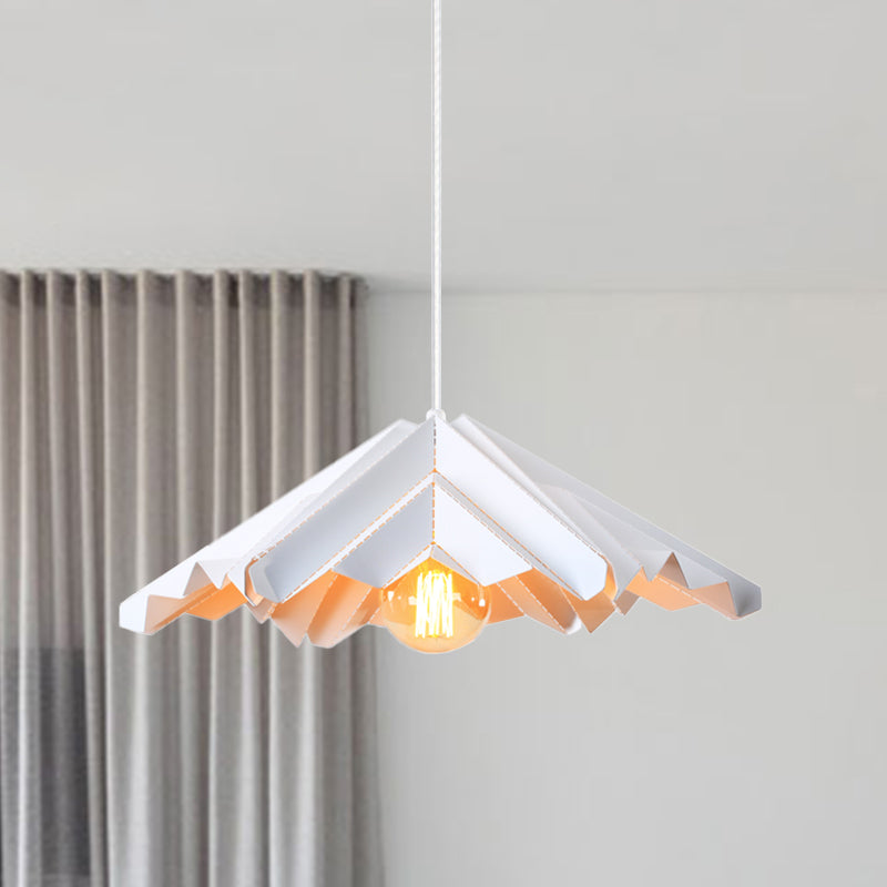 Jupe Shape Bedroom suspension d'éclairage de fer 1 tête lampe à plafond pendentif moderne en blanc