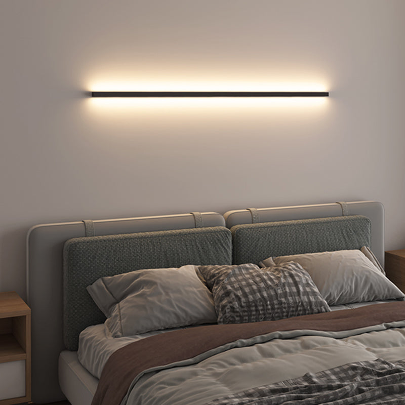 Metal Linear Shape Wall Light Modern Style 1-Light Wall Mounted Light in Black