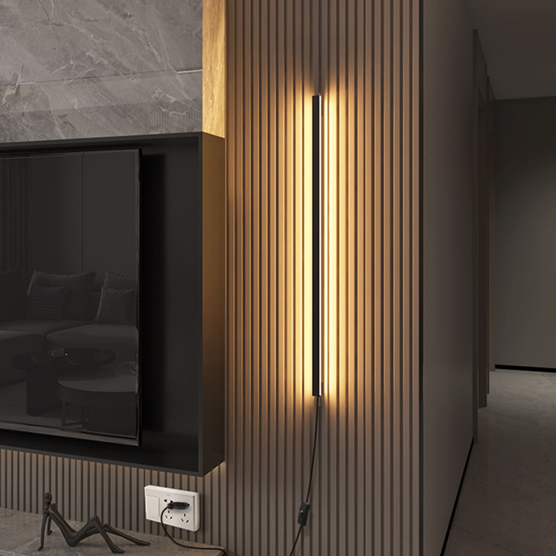 Metal Linear Shape Wall Light Modern Style 1-Light Wall Mounted Light in Black