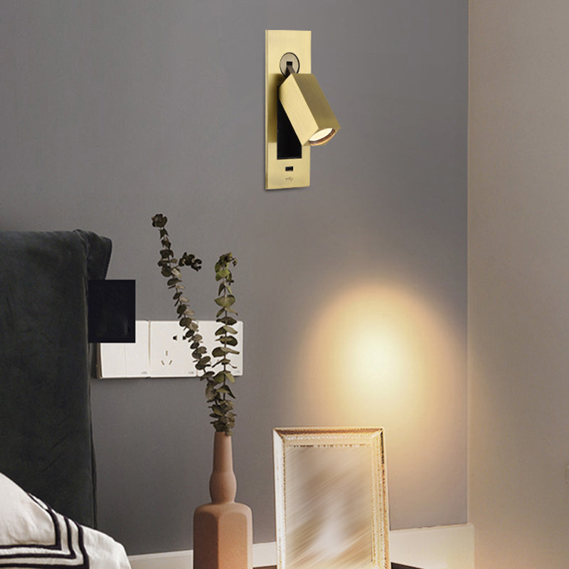 1 Light Wall Sconce Modern Style Metal Wall Lighting for Bedside