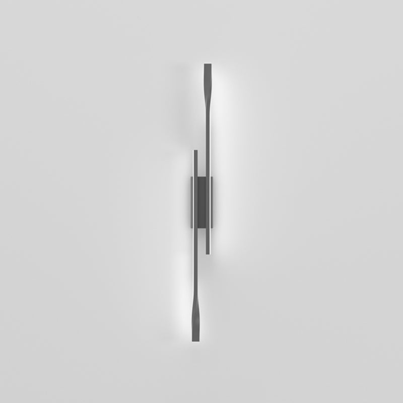 Linear Shape Metal Wall Light Modern Style Multi Lights Wall Mounted Light in Black
