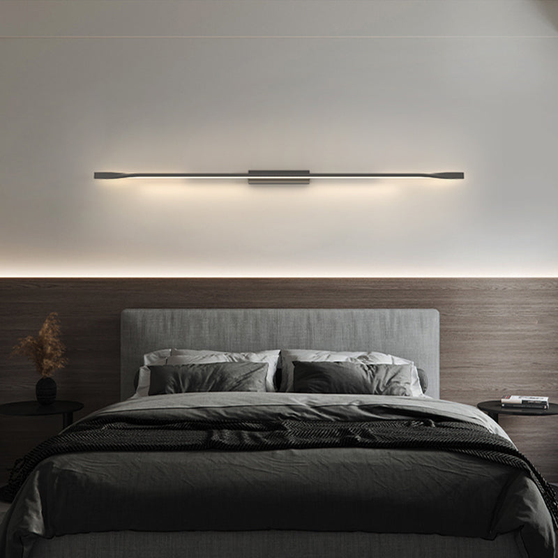 Linear Shape Metal Wall Light Modern Style Multi Lights Wall Mounted Light in Black