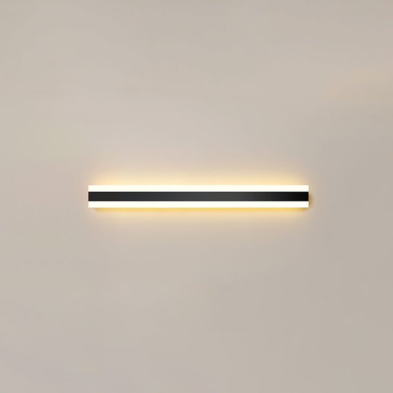 Linear Shape Metal Wall Light Modern Style 1 Light Wall Mounted Light in Black