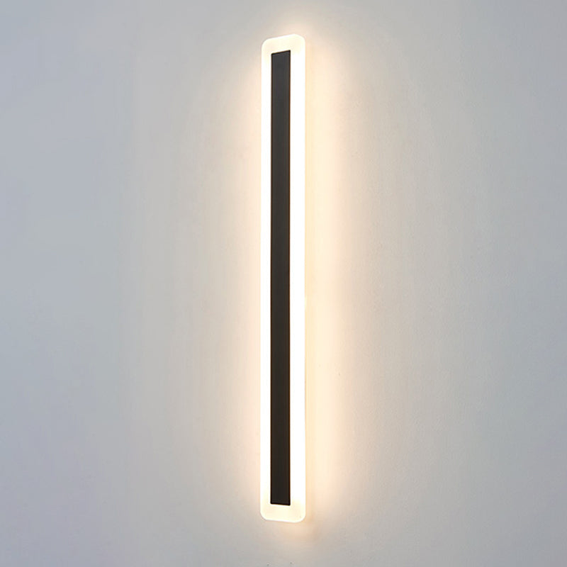 Linear Shape Metal Wall Light Modern Style 1 Light Wall Mounted Light in Black
