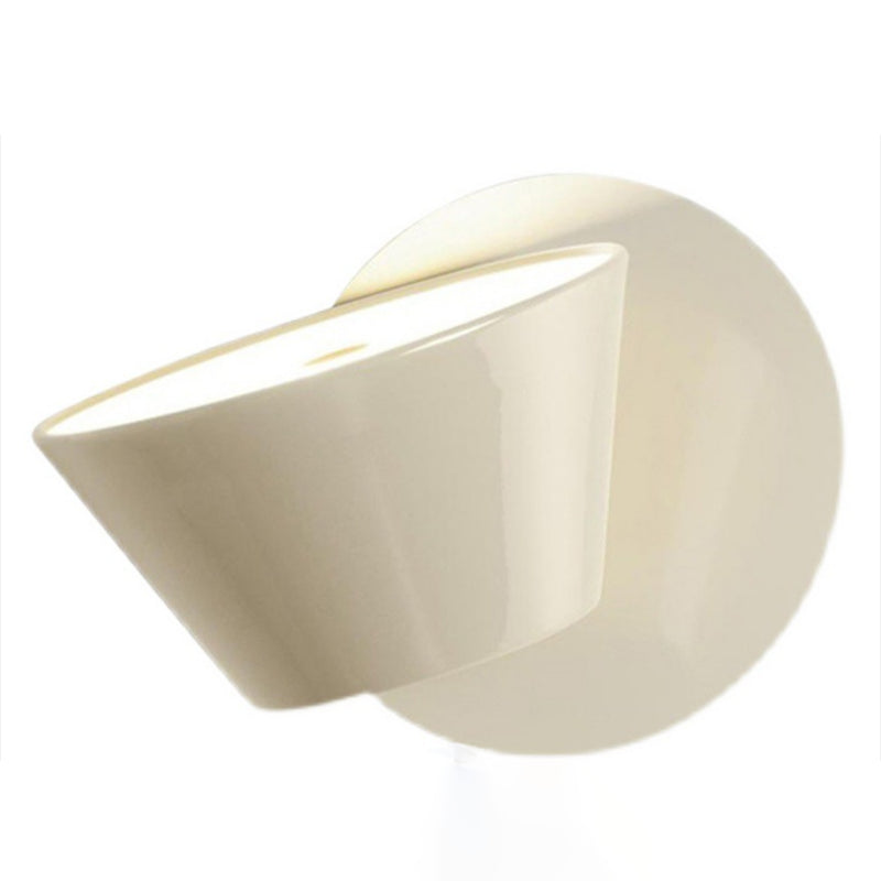 Nordic Style Metal Wall Light Rotatable Colorful Wall Lamp with Aluminum Shade for Bedroom