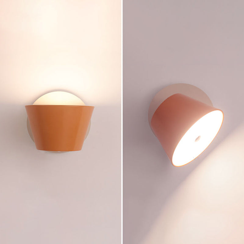 Nordic Style Metal Wall Light Rotatable Colorful Wall Lamp with Aluminum Shade for Bedroom