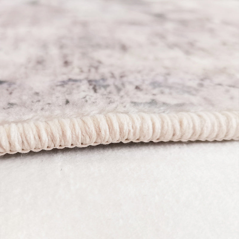 Minimalist Graphic Print Carpet Polyester Rug Stain Resistant Area Carpet for Living Room