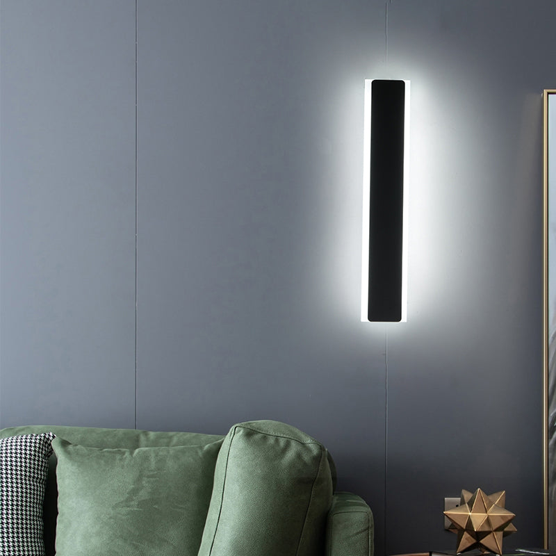 Linear Shape Metal Wall Light Modern Style 1-Light Wall Mount Light in Black