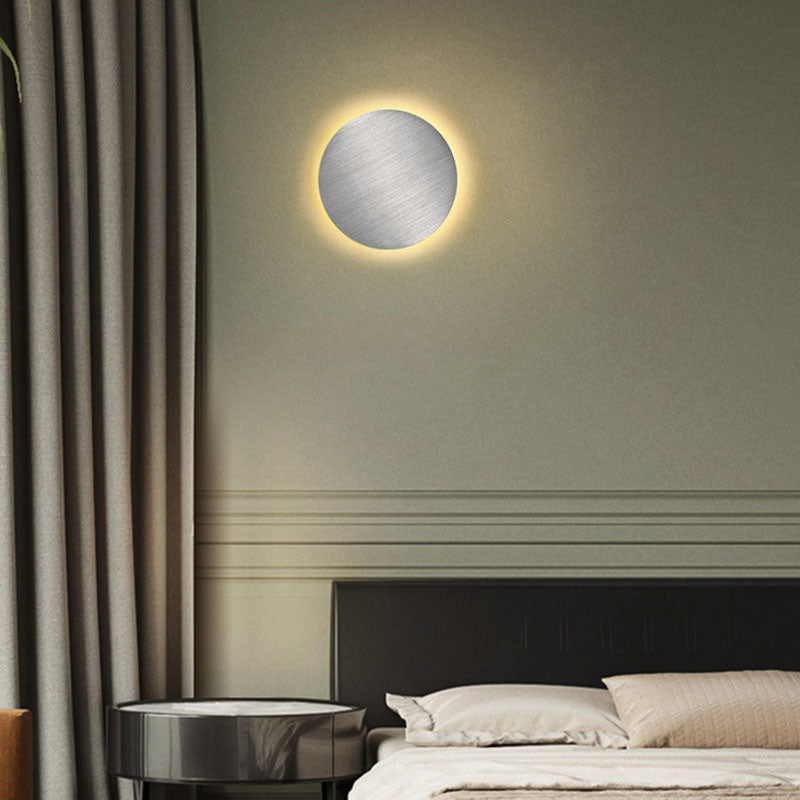 Modern Minimalist LED Wall Light Metal Circular Wall Lamp for Living Room