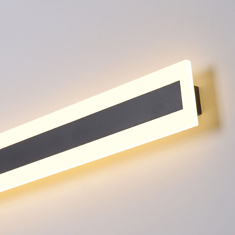 Black Linear LED Wall Light in Modern Simplicity Metal Wall Lamp for Bedroom