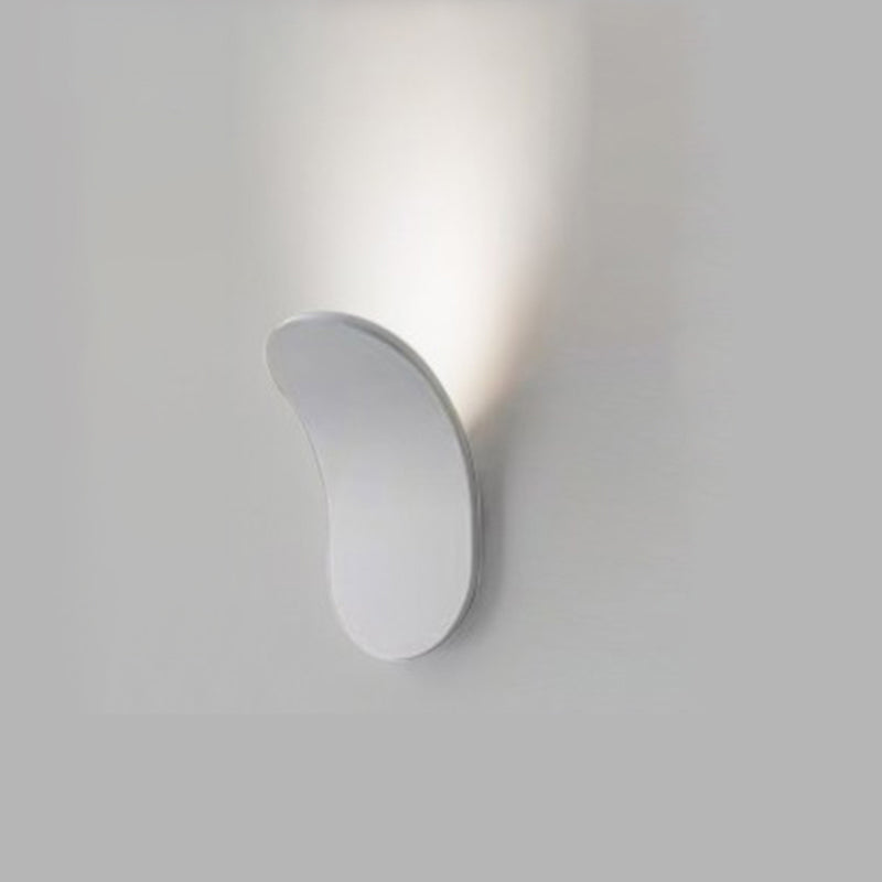 Metal LED Wall Lamp in Modern Creative Style Geometric Wall Light for Bedroom