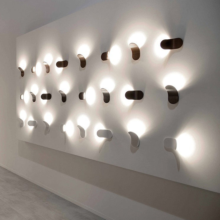 Metal LED Wall Lamp in Modern Creative Style Geometric Wall Light for Bedroom