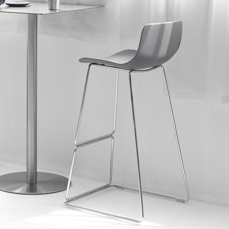 Contemporary Style Bar Stool Plastic Counter Bar Stool with Metal Legs for Home