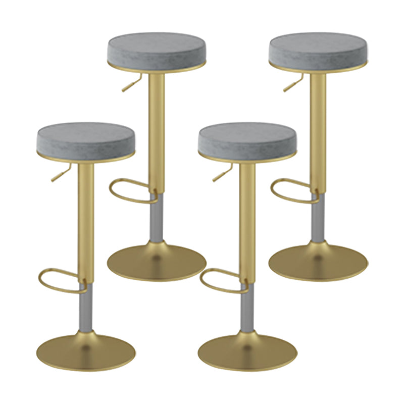 Glam Liftable Rotatable Counter Stool Steel Cafe Bar Stool with Velvet Cushion and Pedal