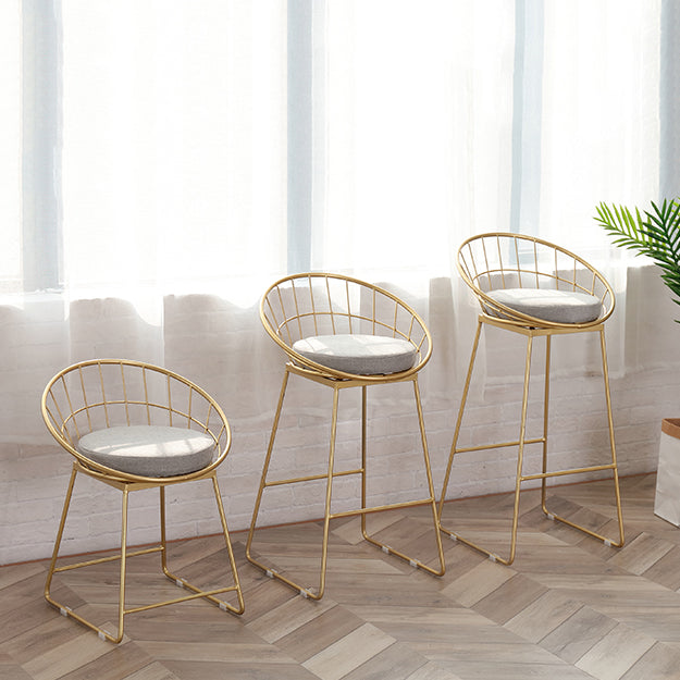 Modern Footrest Counter Bar Stool Bucket Low Back Bar Stool for Coffee Shop