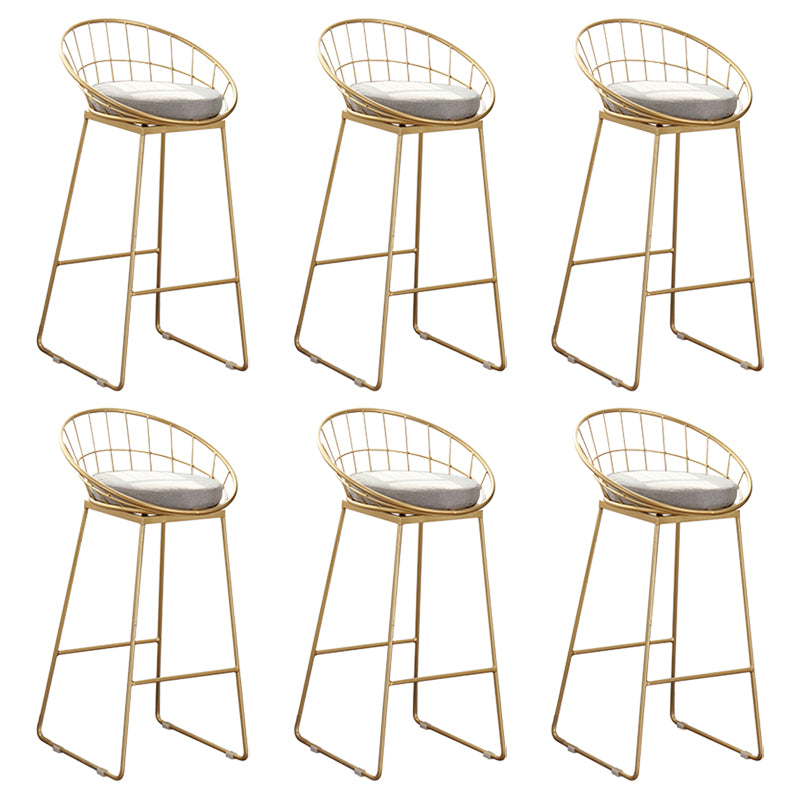 Modern Footrest Counter Bar Stool Bucket Low Back Bar Stool for Coffee Shop