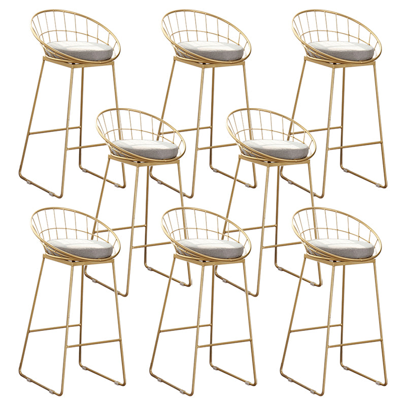 Modern Footrest Counter Bar Stool Bucket Low Back Bar Stool for Coffee Shop