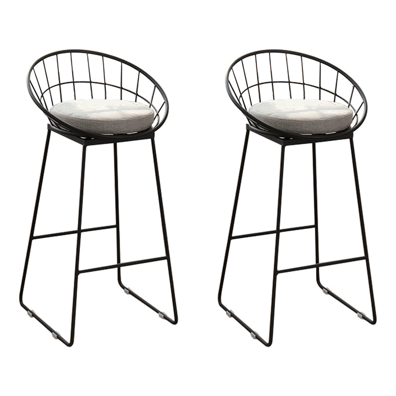 Modern Footrest Counter Bar Stool Bucket Low Back Bar Stool for Coffee Shop
