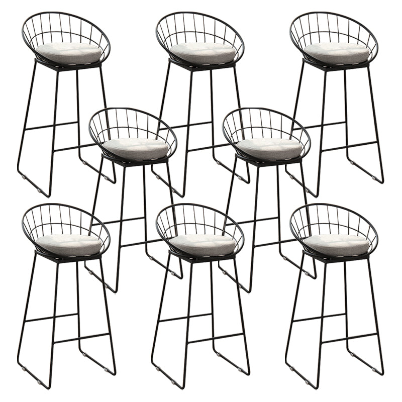 Modern Footrest Counter Bar Stool Bucket Low Back Bar Stool for Coffee Shop