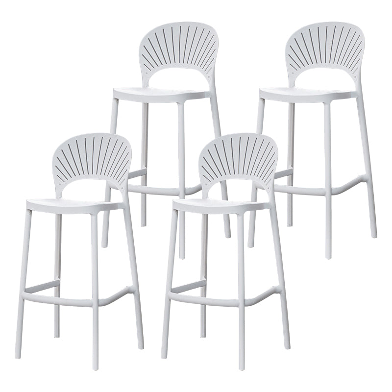 Nordic Style Bar-stool Plastic Counter Bar Stool with Plastic Legs for Restaurant