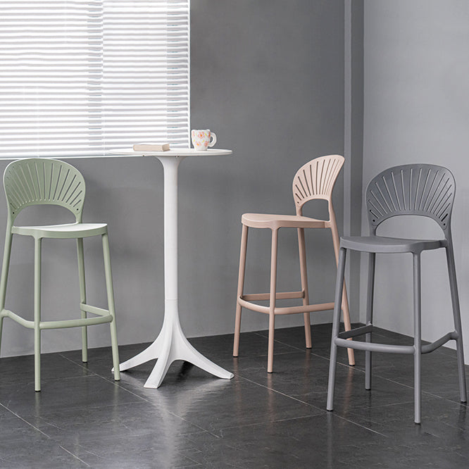 Nordic Style Bar-stool Plastic Counter Bar Stool with Plastic Legs for Restaurant
