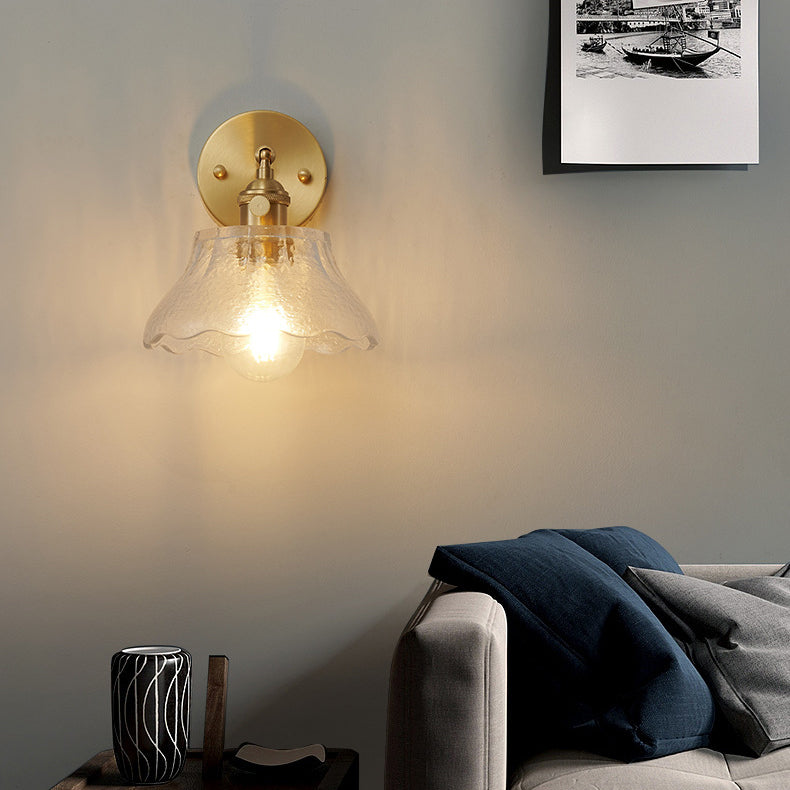 Modern Creative 1-Light Wall Light Geometric Glass Wall Lamp in Gold