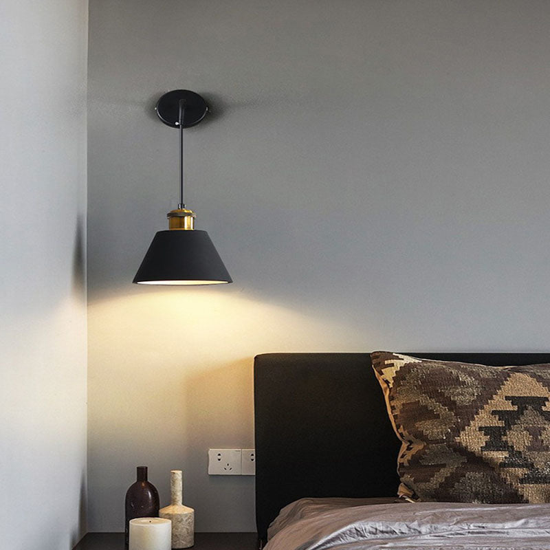 Modern Creative 1-Light Wall Lamp Iron Geometric Wall Light for Bedroom