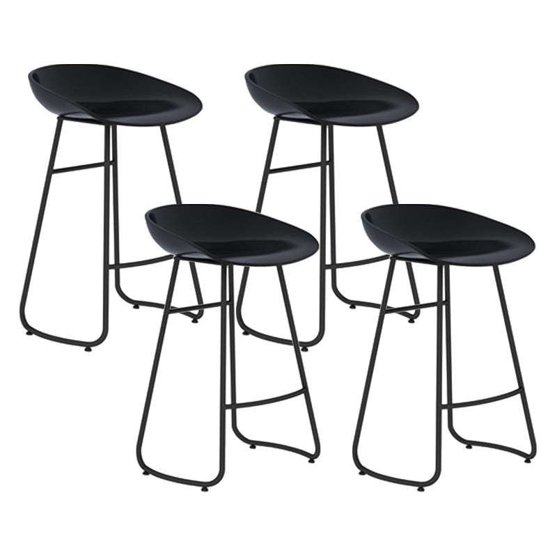 Contemporary Style Bar Stool Plastic Counter Bar Stool with Metal Legs