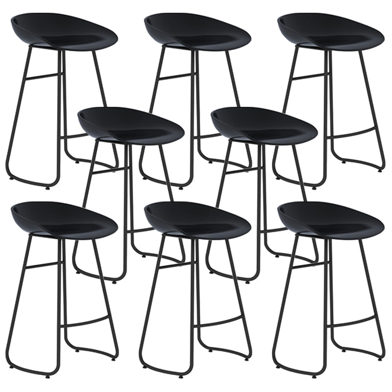Contemporary Style Bar Stool Plastic Counter Bar Stool with Metal Legs