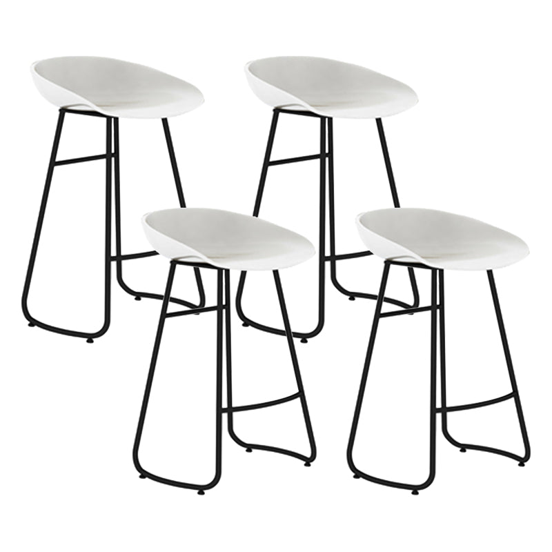 Contemporary Style Bar Stool Plastic Counter Bar Stool with Metal Legs