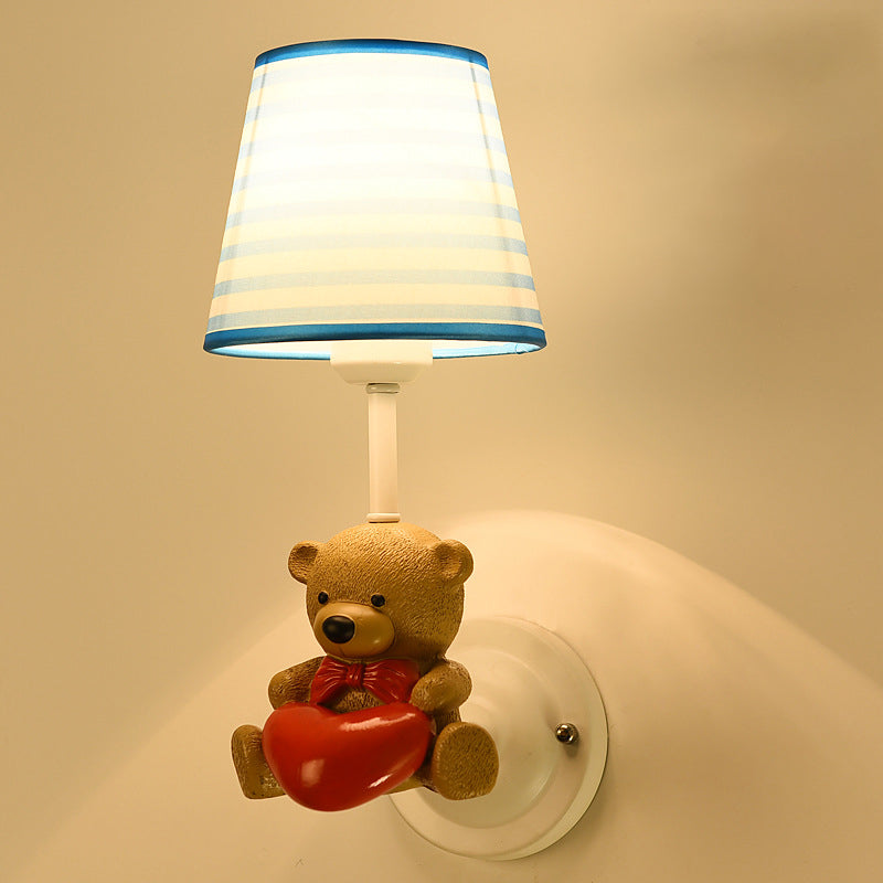 Modern Creative Wall Lamp Resin 1-Light Wall Light for Children's Room