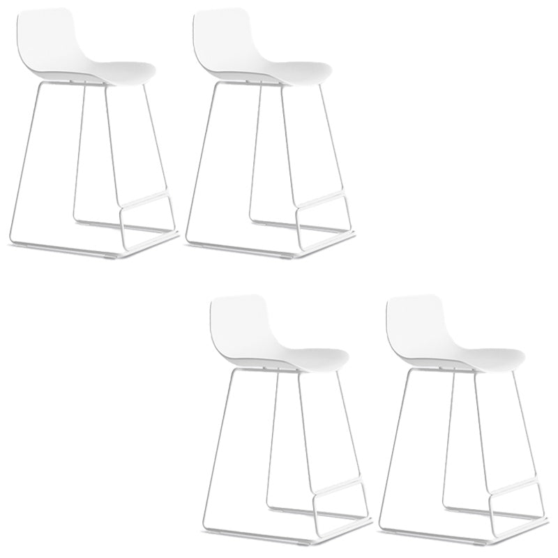 Modern Style Bar-stool Bucket Plastic Bar Stool with Metal Legs for Home