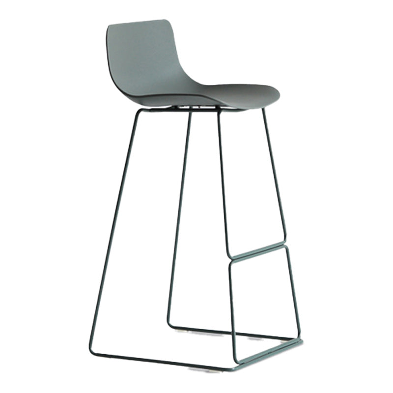 Modern Style Bar-stool Bucket Plastic Bar Stool with Metal Legs for Home