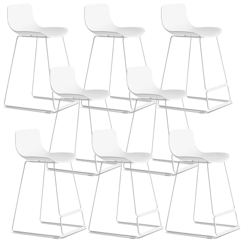 Modern Style Bar-stool Bucket Plastic Bar Stool with Metal Legs for Home