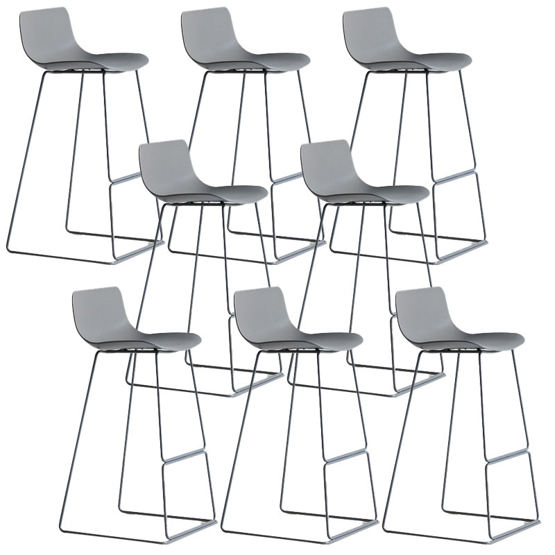 Modern Style Bar-stool Bucket Plastic Bar Stool with Metal Legs for Home