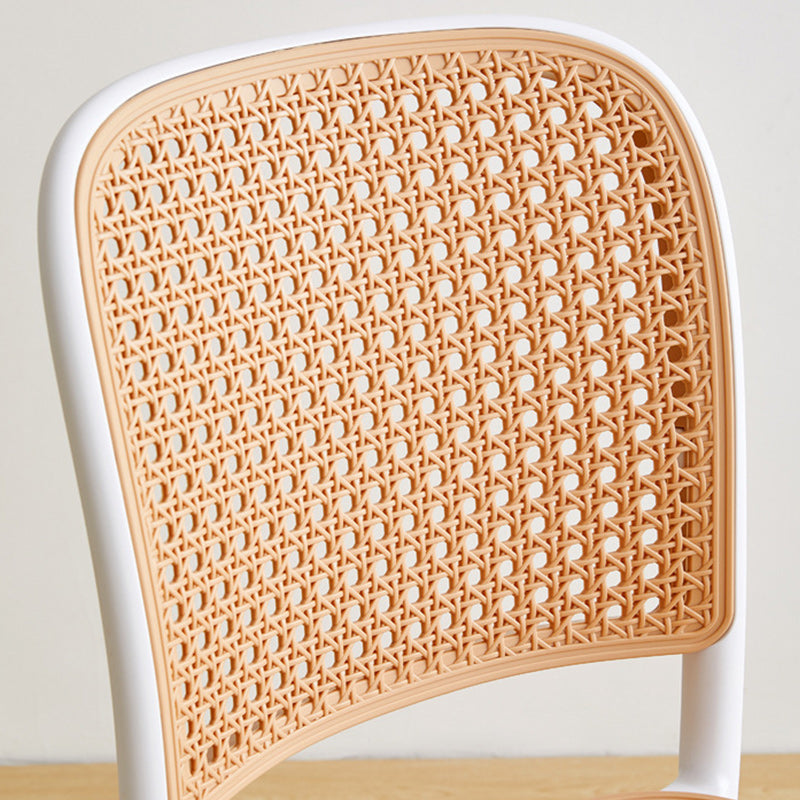 Nordic Style Bar-stool Plastic Bar Stool with Plastic Legs for Home