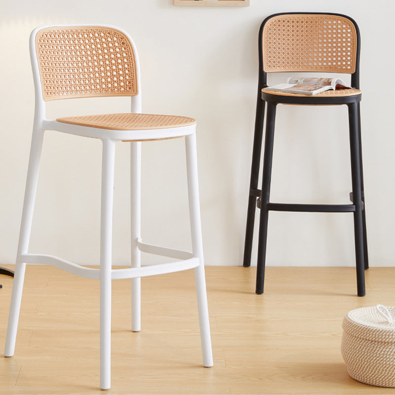 Nordic Style Bar-stool Plastic Bar Stool with Plastic Legs for Home