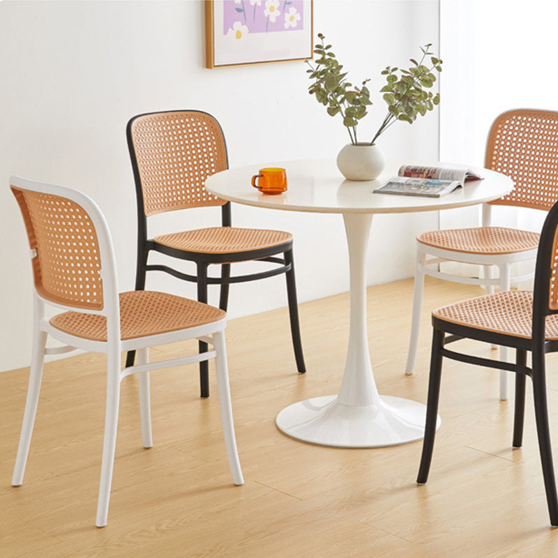Nordic Style Bar-stool Plastic Bar Stool with Plastic Legs for Home