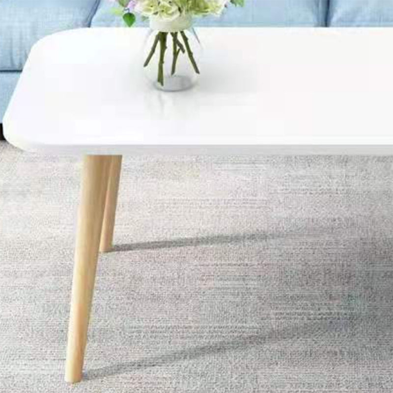 Contemporary Wooden Coffee Table with 4 Natural Legs and Rectangle Top