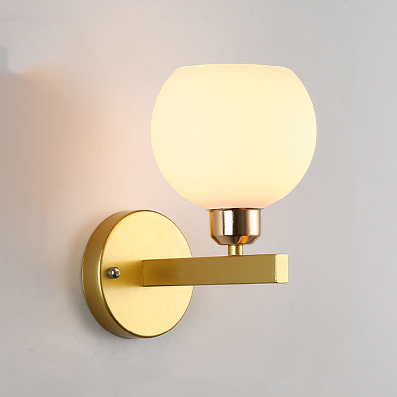 Modern Style Wall Light Simple Wall Mount Light with Iron for Dining Room