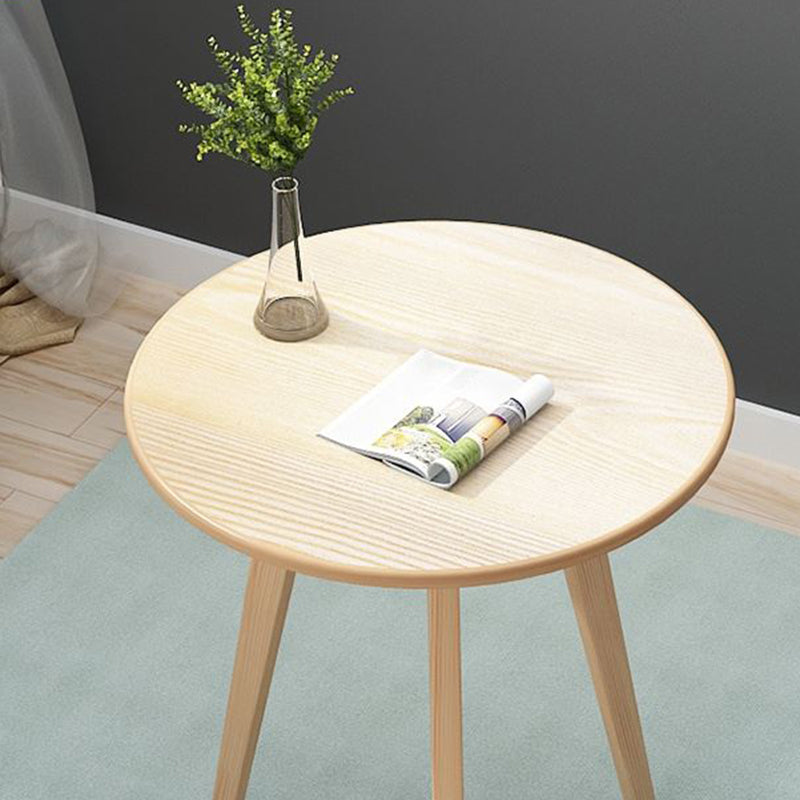 Modern Style Round Wooden Coffee Table 3 Legs Cocktail Table